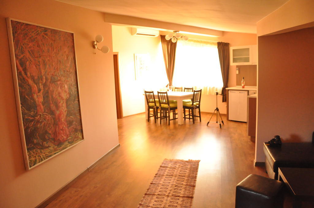 Rado Apartments Sapareva Banja Rum bild